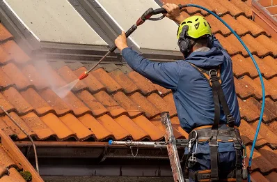 Démoussage et hydrofuge de toiture à Athies